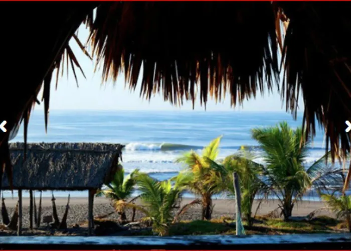 Paredon Surf House