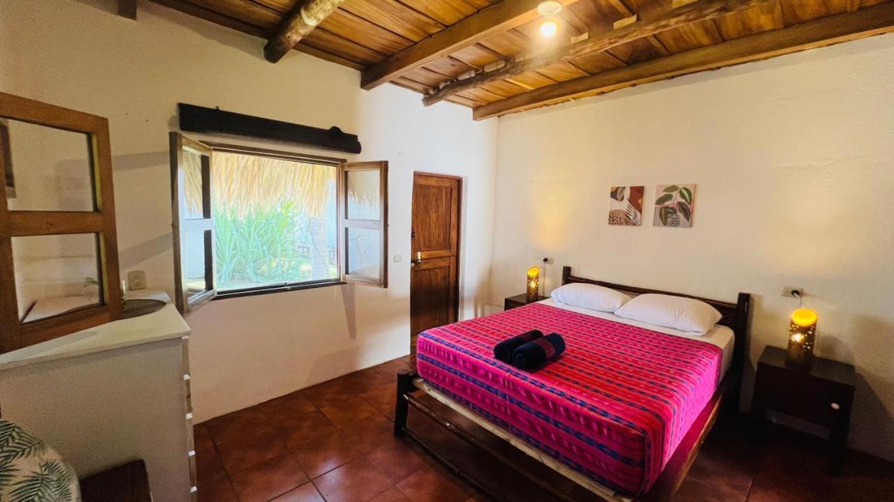 Hotel Paredon Surf House 2*